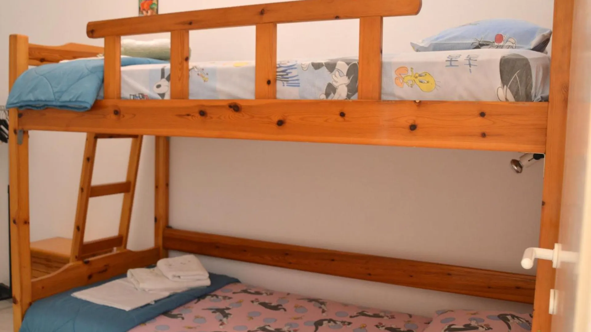 Antony Apartments Nea Plagia