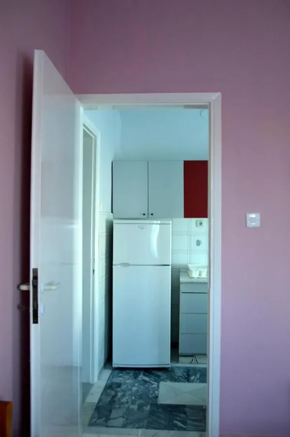 Antony Apartments Nea Plagia