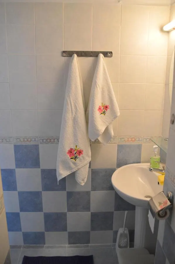 Antony Apartments Νέα Πλάγια 0*,
